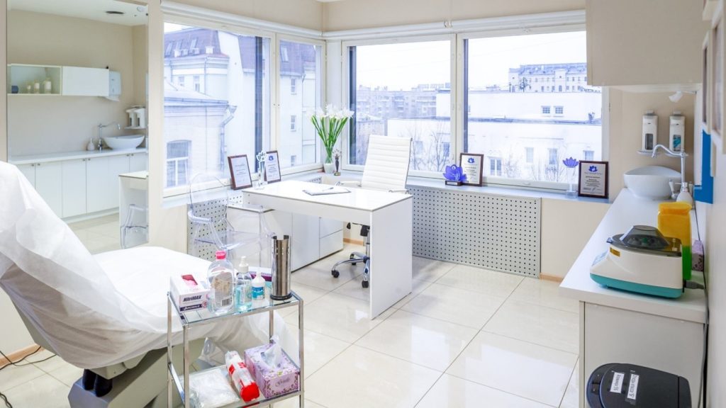 Picture27 | هلومگ | چطور یک کلینیک زیبایی راه اندازی کنیم؟